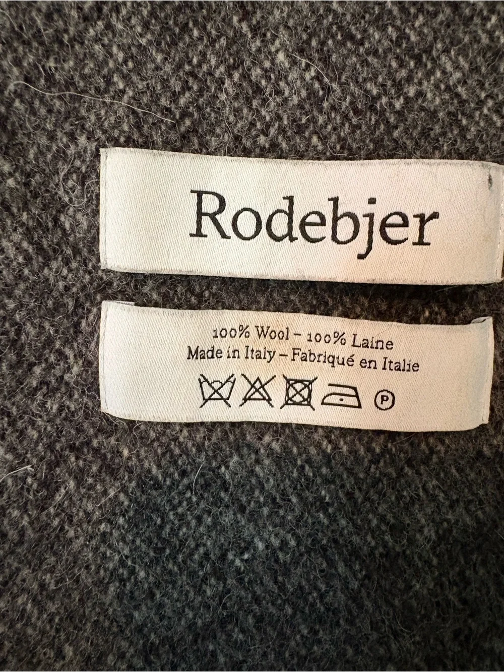 Rodebjer 100% Wool Charcoal Gray Scarf with White Fringe